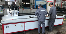 熱熔鉆孔攻絲機(jī)操作過(guò)程中怎樣盡量避免撞機(jī)？